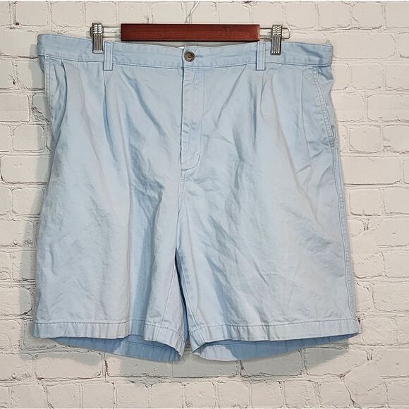 Men's Lands' End "Tradional Fit" cargo shorts, size 40 - Picture 1 of 3